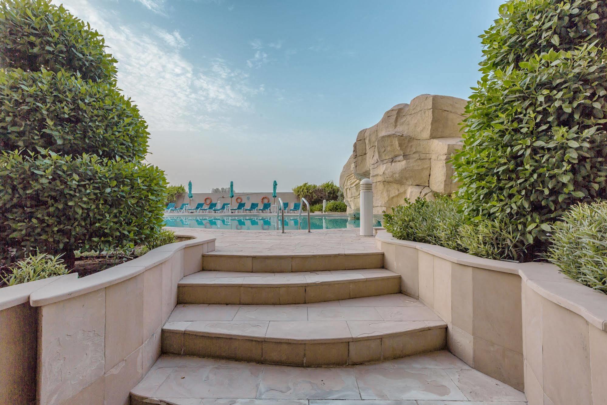Park Apartments Dubai, An Edge By Rotana Hotel Dış mekan fotoğraf